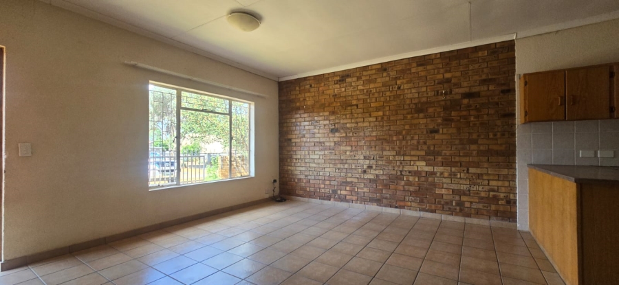 2 Bedroom Property for Sale in Meiringspark Ext 1 North West